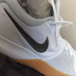 Meet your Posher, Malik